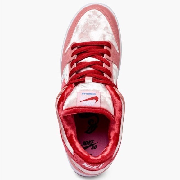 Nike SB Dunk Low Pro QS “Strange Love” Special Box - Picture 7 of 8